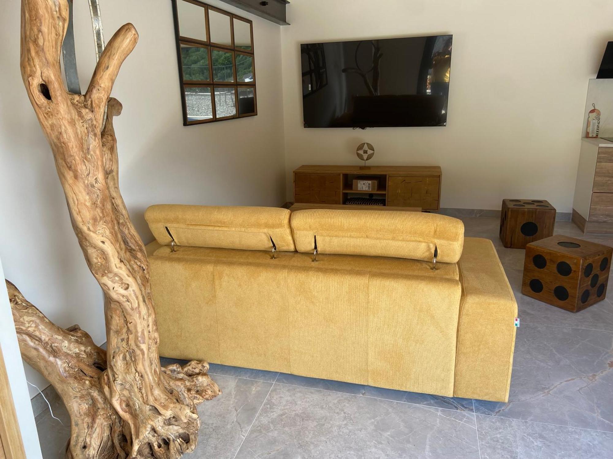 Villa Villa'nduzienne *